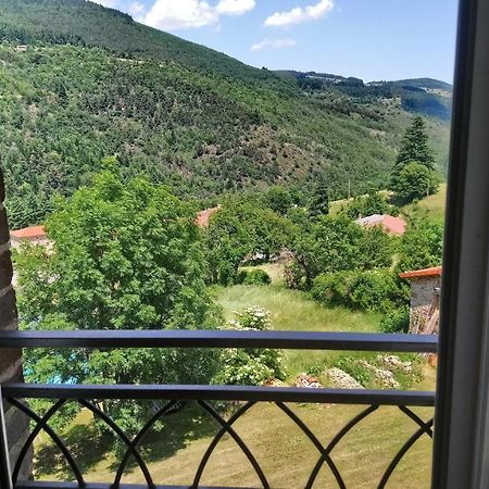 Chambre Privee Chez L'Habitant Saint-Julien-Vocance エクステリア 写真